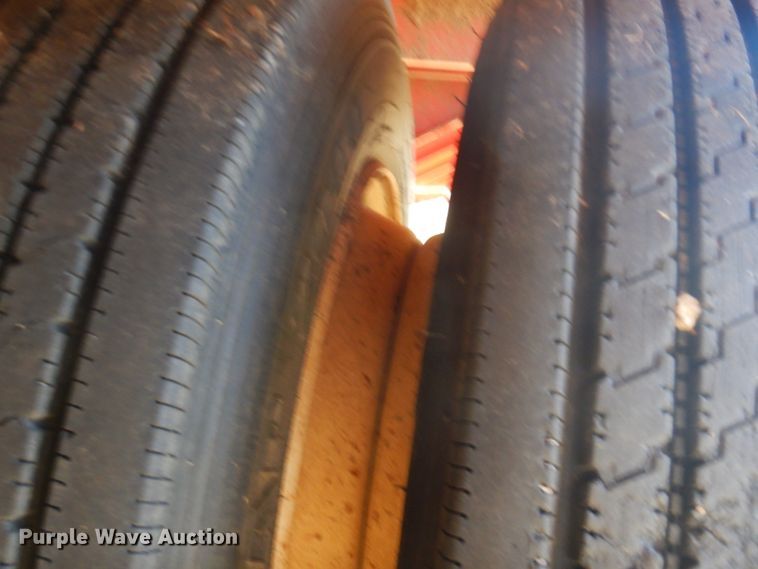 image for item GC9602 2016 PJ Trailers LD342 equipment trailer