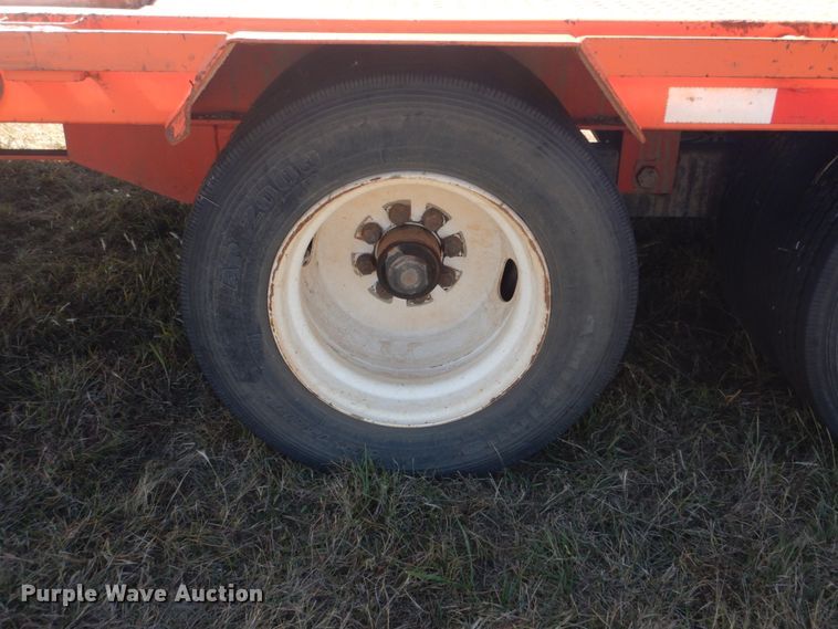 image for item GC9602 2016 PJ Trailers LD342 equipment trailer