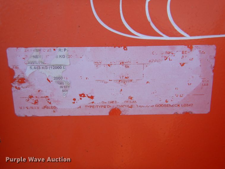 image for item GC9602 2016 PJ Trailers LD342 equipment trailer