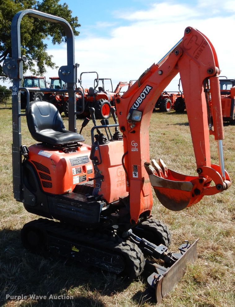 image for item GC9618 2014 Kubota K008-3 mini excavator