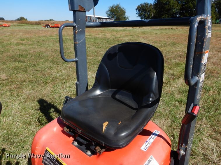 image for item GC9618 2014 Kubota K008-3 mini excavator