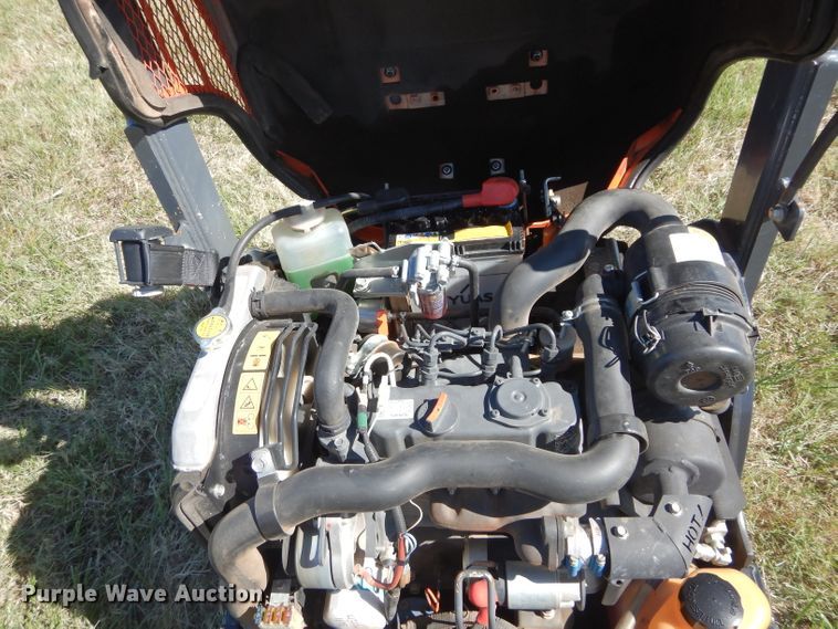 image for item GC9618 2014 Kubota K008-3 mini excavator