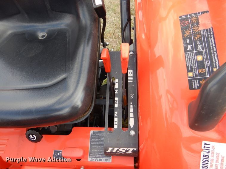 image for item GC9639 2017 Kubota L3901 MFWD tractor