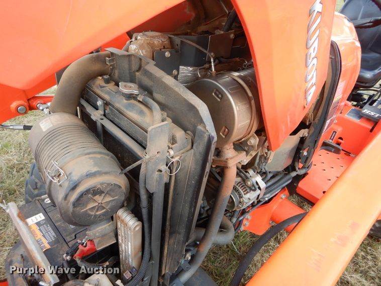 image for item GC9639 2017 Kubota L3901 MFWD tractor