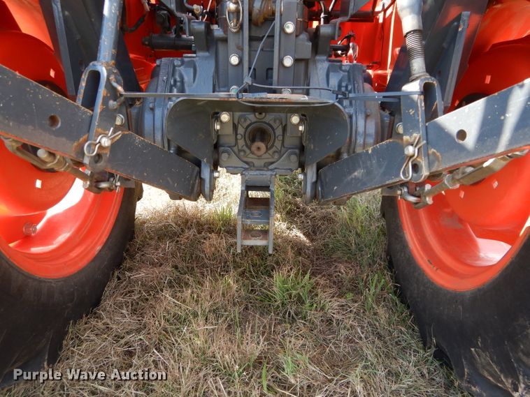 image for item GC9641 2017 Kubota L3301D MFWD tractor