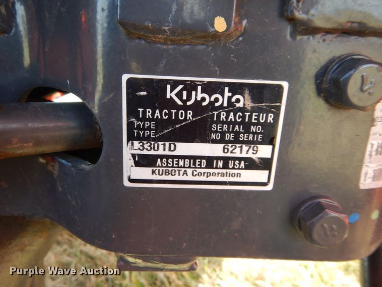 image for item GC9641 2017 Kubota L3301D MFWD tractor
