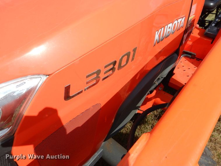 image for item GC9641 2017 Kubota L3301D MFWD tractor