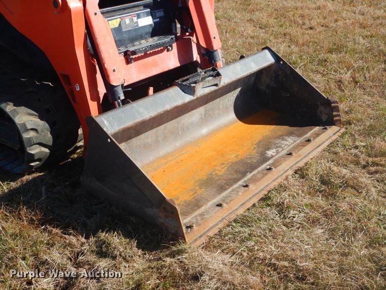 image for item GC9648 2018 Kubota SVL95-2S skid steer