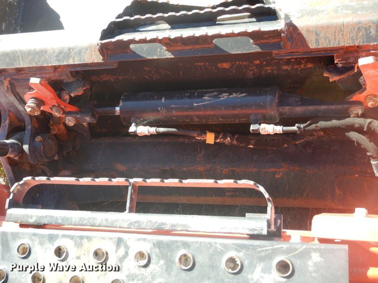 image for item GC9648 2018 Kubota SVL95-2S skid steer