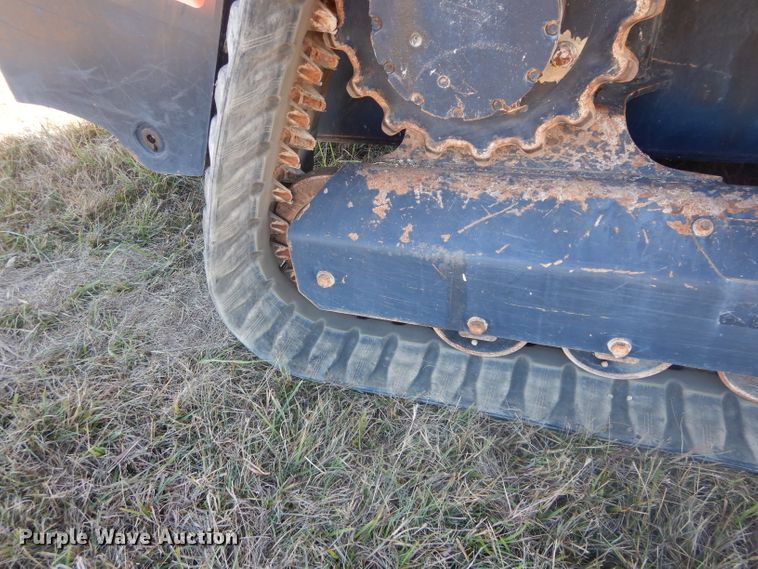 image for item GC9648 2018 Kubota SVL95-2S skid steer