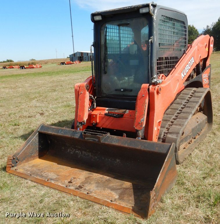 image for item GC9649 2017 Kubota SVL75-2 skid steer