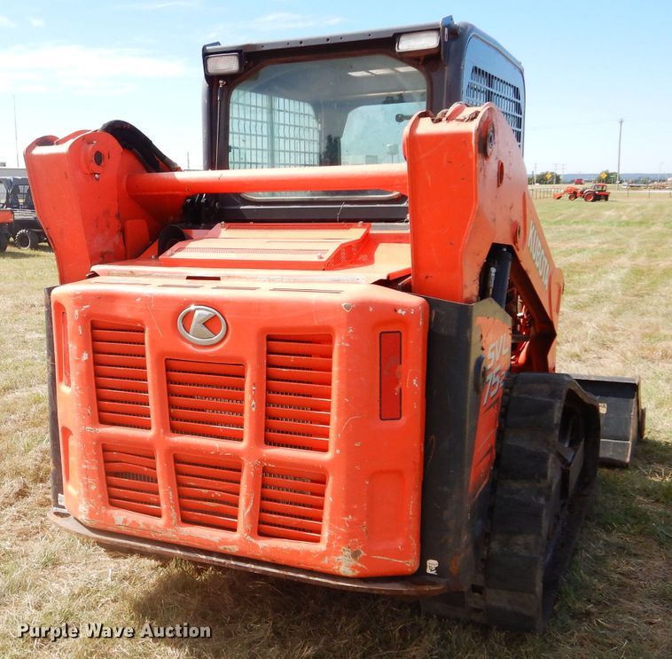 image for item GC9649 2017 Kubota SVL75-2 skid steer