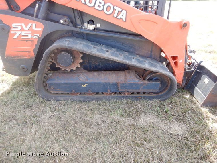 image for item GC9649 2017 Kubota SVL75-2 skid steer