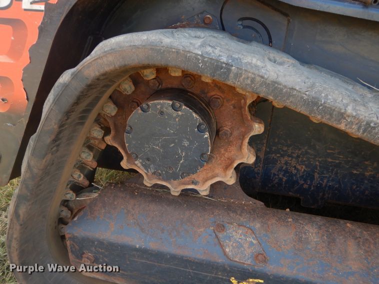 image for item GC9649 2017 Kubota SVL75-2 skid steer