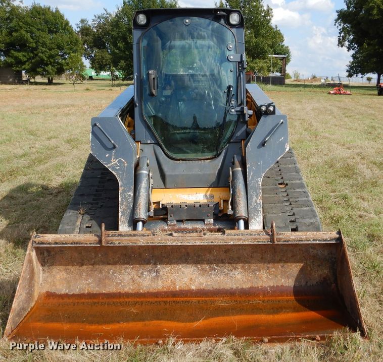 image for item GC9653 2012 John Deere 329D skid steer