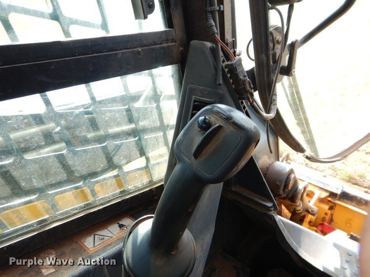 image for item GC9653 2012 John Deere 329D skid steer