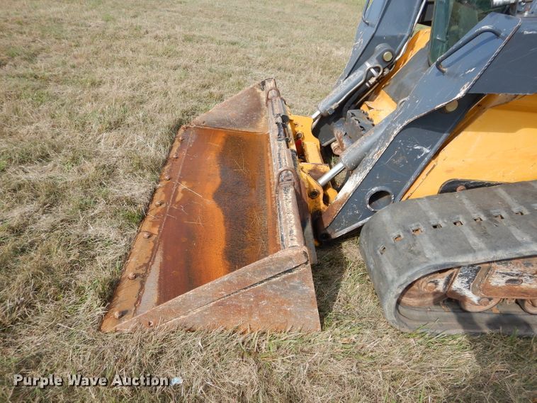 image for item GC9653 2012 John Deere 329D skid steer