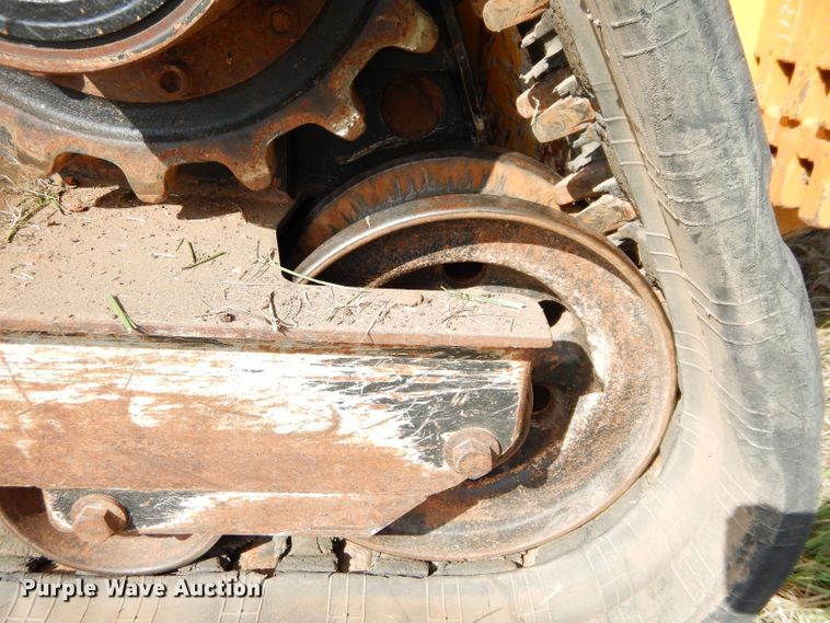 image for item GC9653 2012 John Deere 329D skid steer