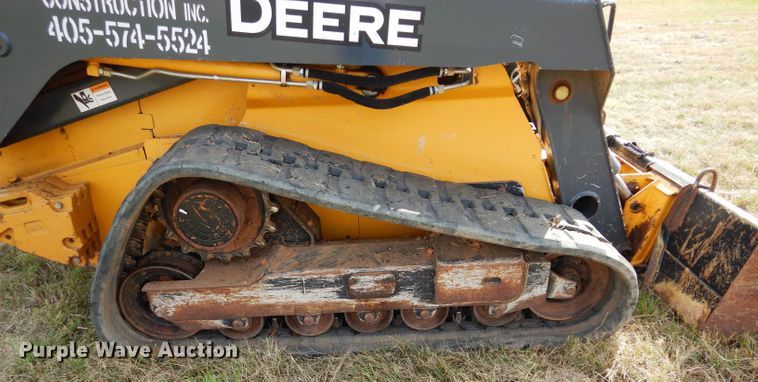 image for item GC9653 2012 John Deere 329D skid steer