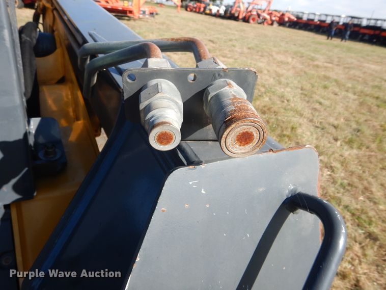 image for item GC9654 2012 John Deere 332D skid steer