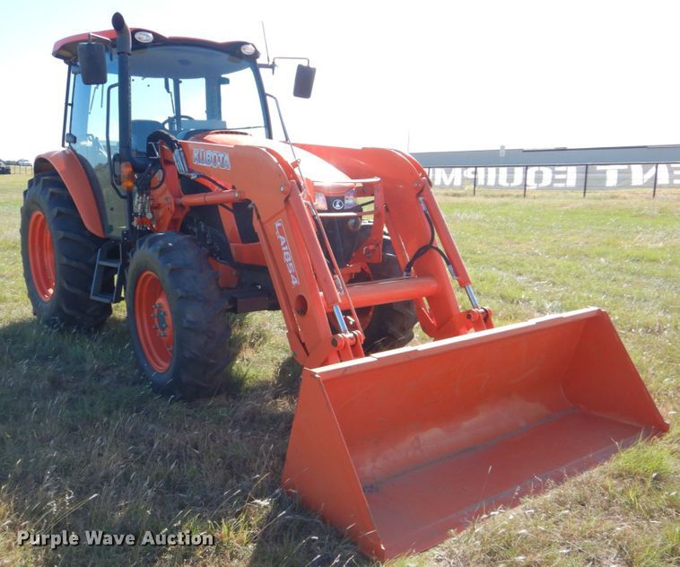 image for item GC9655 2017 Kubota M5-111D MFWD tractor