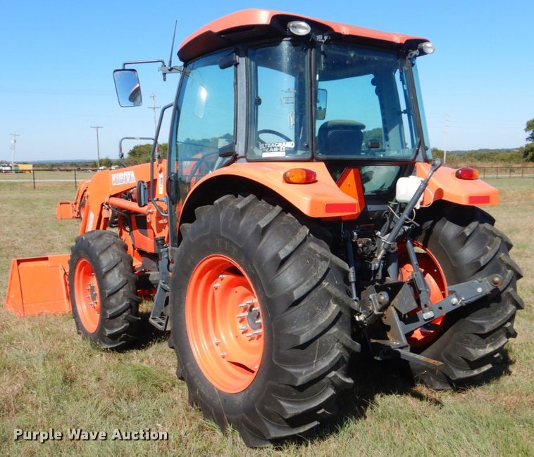 image for item GC9655 2017 Kubota M5-111D MFWD tractor