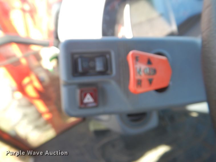 image for item GC9655 2017 Kubota M5-111D MFWD tractor