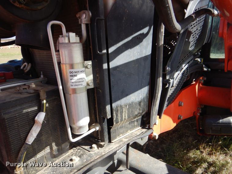 image for item GC9655 2017 Kubota M5-111D MFWD tractor