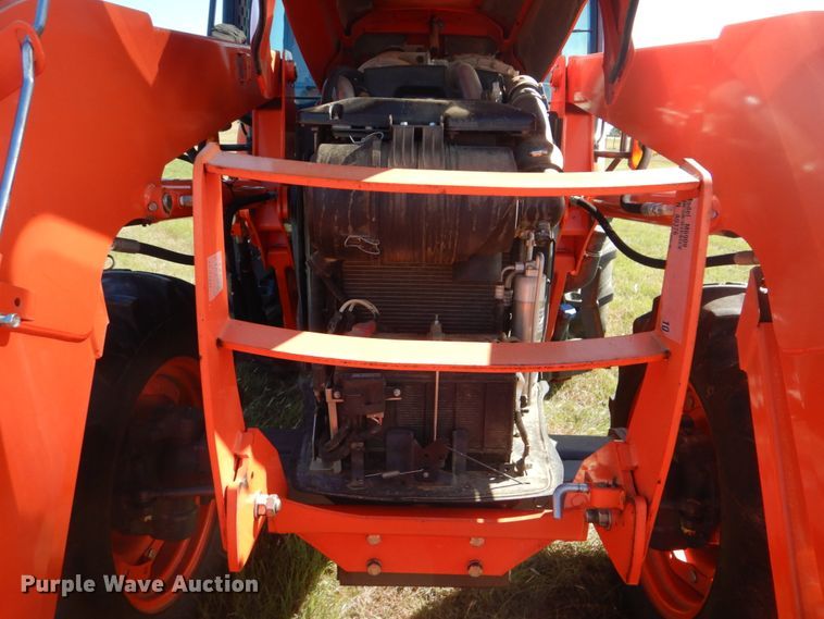 image for item GC9655 2017 Kubota M5-111D MFWD tractor