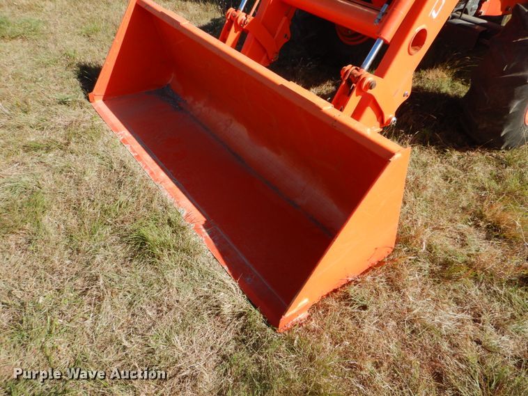 image for item GC9655 2017 Kubota M5-111D MFWD tractor