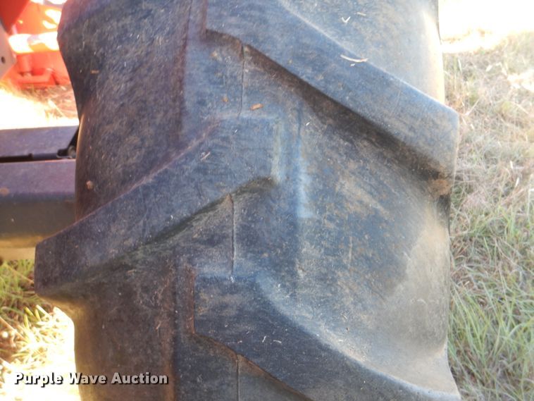 image for item GC9655 2017 Kubota M5-111D MFWD tractor