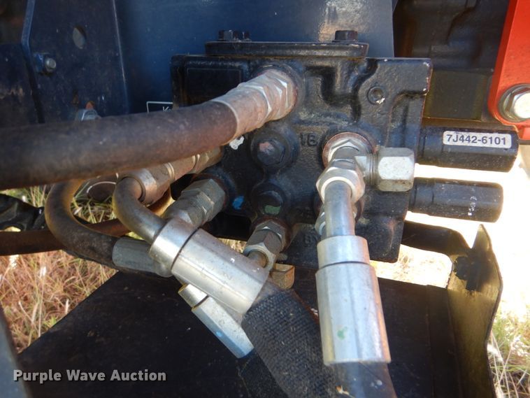 image for item GC9655 2017 Kubota M5-111D MFWD tractor