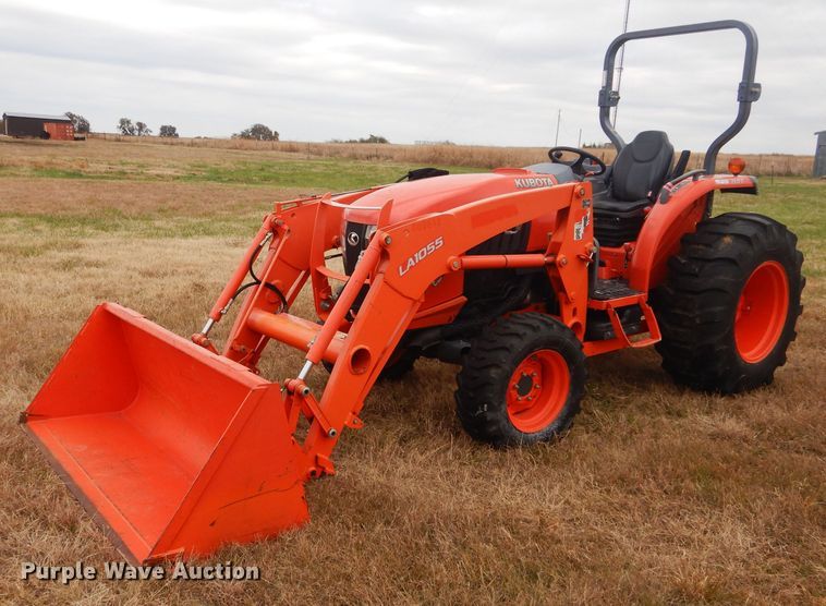 image for item GC9657 2017 Kubota L6060D MFWD tractor
