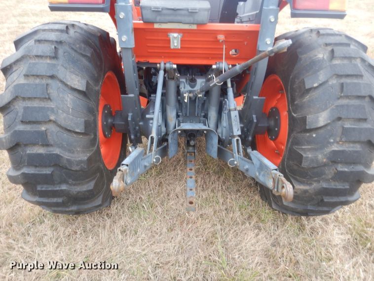 image for item GC9657 2017 Kubota L6060D MFWD tractor