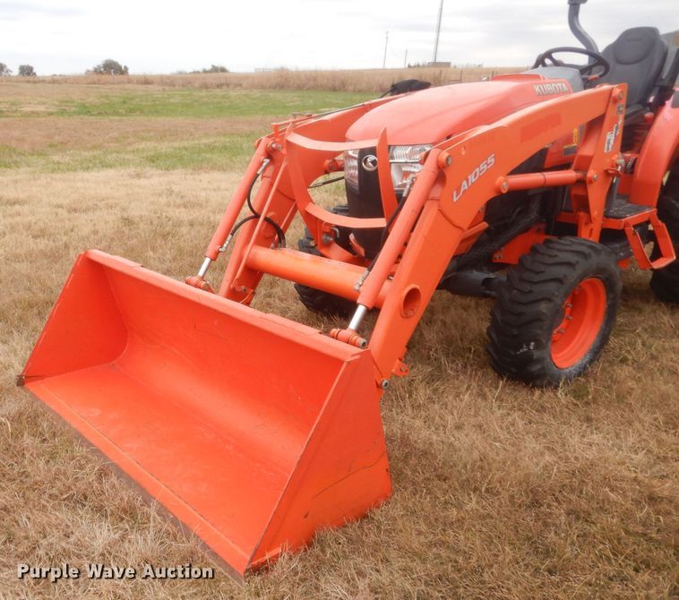 image for item GC9657 2017 Kubota L6060D MFWD tractor
