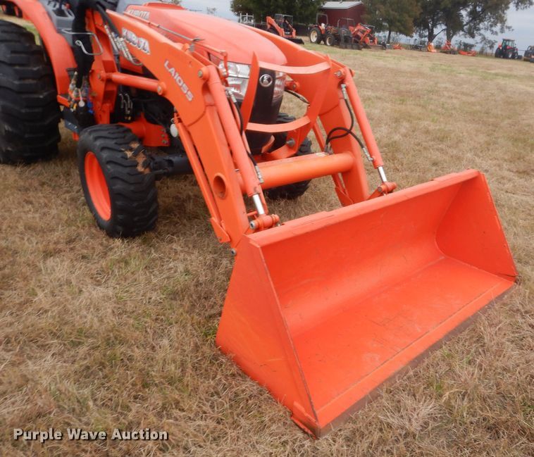 image for item GC9657 2017 Kubota L6060D MFWD tractor