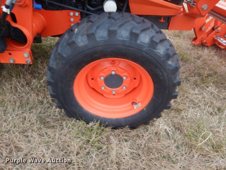 image for item GC9657 2017 Kubota L6060D MFWD tractor