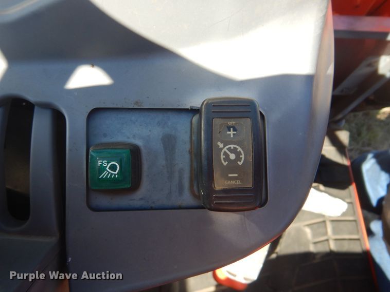 image for item GC9658 2016 Kubota L3560D MFWD tractor