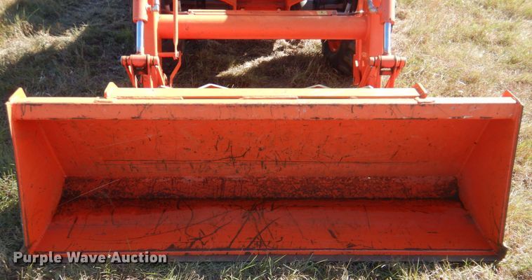 image for item GC9658 2016 Kubota L3560D MFWD tractor