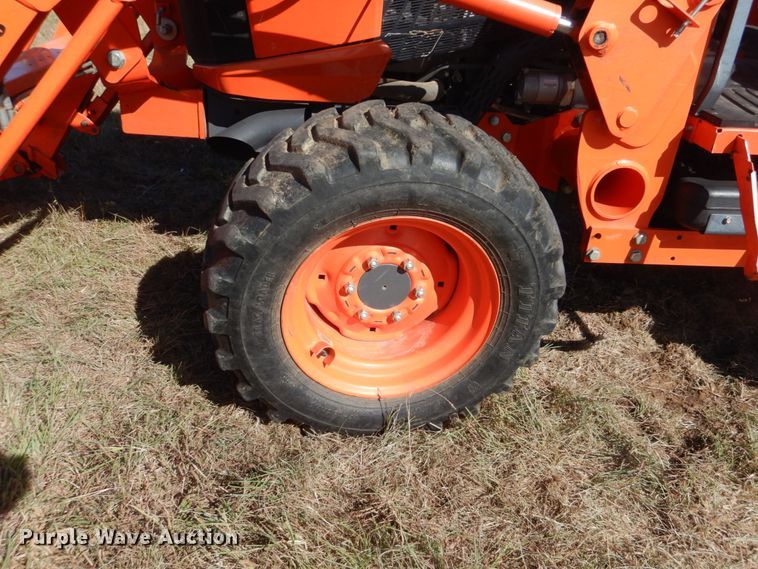 image for item GC9658 2016 Kubota L3560D MFWD tractor
