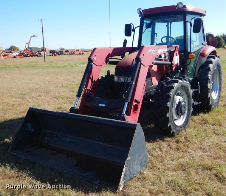 image for item GC9659 2009 Case IH Farmall 80 tractor
