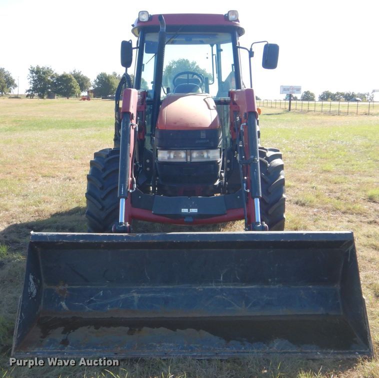 image for item GC9659 2009 Case IH Farmall 80 tractor