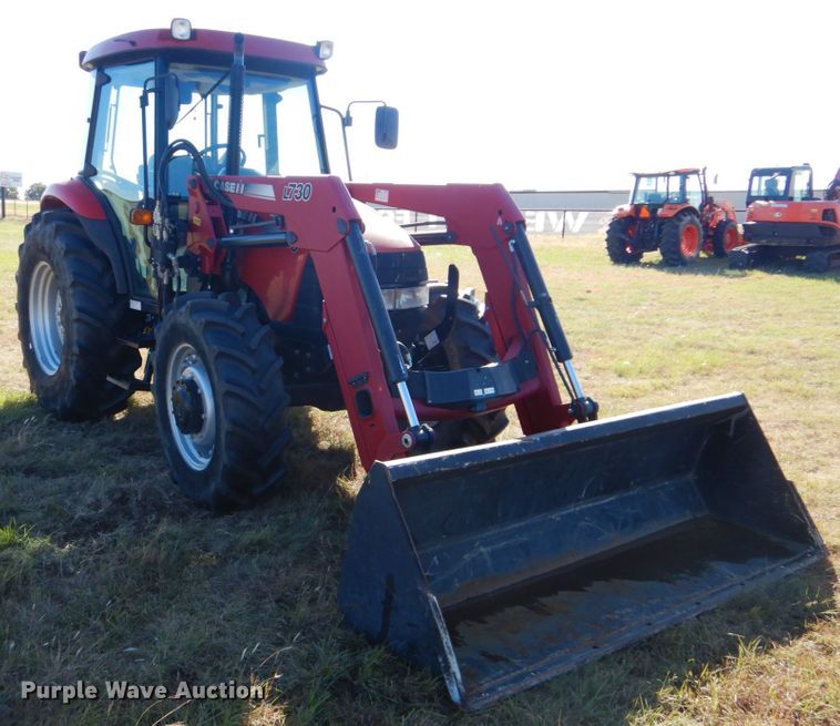 image for item GC9659 2009 Case IH Farmall 80 tractor