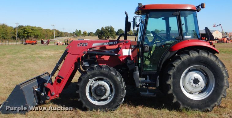 image for item GC9659 2009 Case IH Farmall 80 tractor