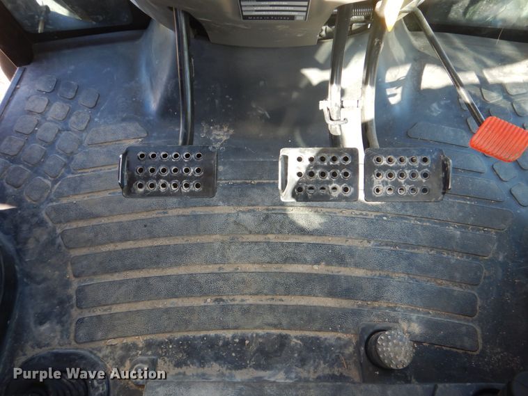 image for item GC9659 2009 Case IH Farmall 80 tractor