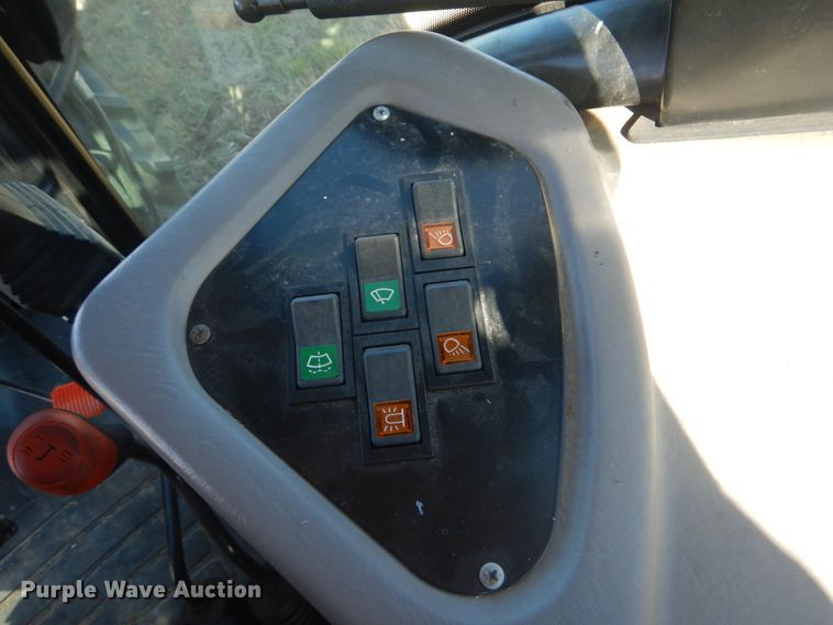 image for item GC9659 2009 Case IH Farmall 80 tractor