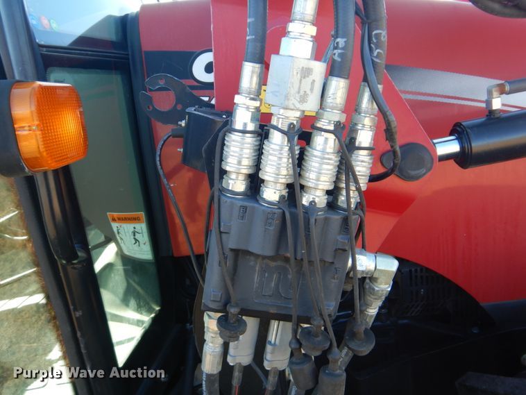 image for item GC9659 2009 Case IH Farmall 80 tractor