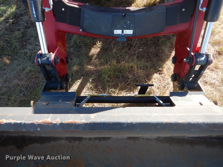 image for item GC9659 2009 Case IH Farmall 80 tractor