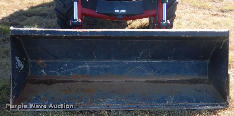 image for item GC9659 2009 Case IH Farmall 80 tractor