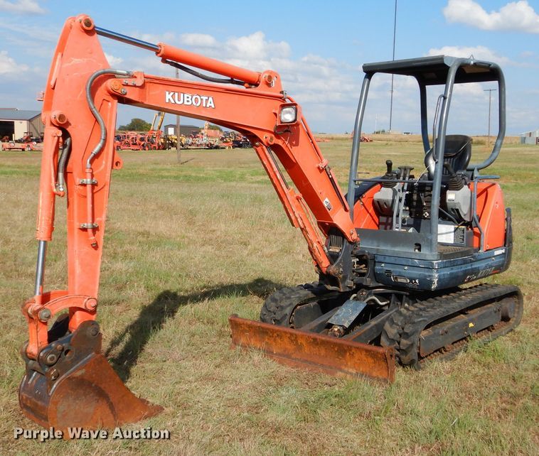 image for item GC9660 2014 Kubota KX71-3S mini excavator